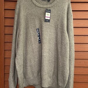 Men's IZOD 7 Gauge Soft Yarn Crew Neck Sweater in color Carbon Heather. XXL